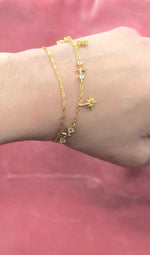 Charger et lire la vidéo dans la visionneuse de la Galerie, Chanceuse-Bracelet en Argent 925-Pierres en oxyde de zirconium-plaqué or 18 carats
